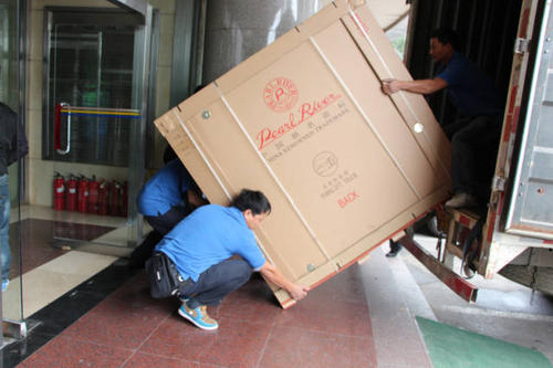 铜山钢琴贵重工艺品无忧运